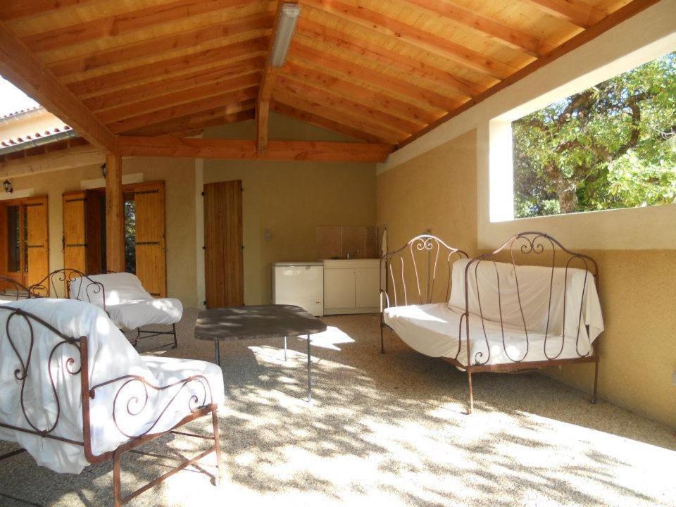 Escapades En Ventoux Villa Venasque Kamer foto